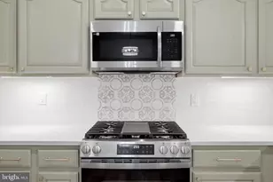 8972 Benchmark Ln, Bristow, VA 20136 - Photo 7