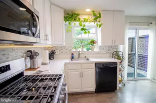 3646 Crosswater Ct, Woodbridge, VA 22192 - Photo 7