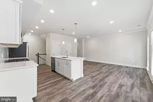 15539 Smoke Box Way, Woodbridge, VA 22191 - Photo 7