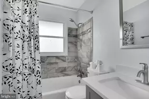 13209 Thornton Dr, Gainesville, VA 20155 - Photo 15