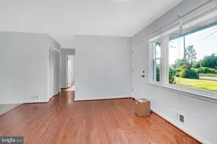 13209 Thornton Dr, Gainesville, VA 20155 - Photo 7