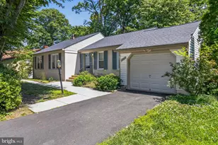 12023 Torrey Pine Ct, Woodbridge, VA 22192 - Photo 3