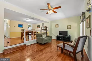 11598 Overleigh Dr, Woodbridge, VA 22192 - Photo 7