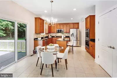 10624 Berry Orchard Court, Manassas, VA 20112 - Photo 15