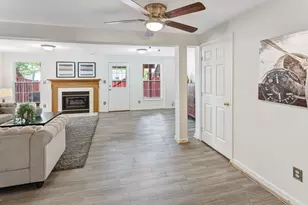 2562 Grayton Ln, Woodbridge, VA 22191 - Photo 25