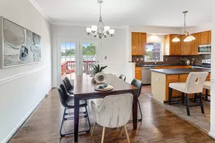 2562 Grayton Ln, Woodbridge, VA 22191 - Photo 9