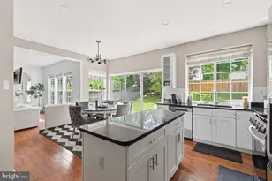 5880 Moonbeam Dr, Woodbridge, VA 22193 - Photo 19