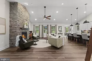 15059 Fallen Oaks Pl, Gainesville, VA 20155 - Photo 3