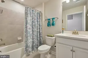 15563 Blue Lotus Ln, Haymarket, VA 20169 - Photo 31