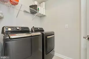 15563 Blue Lotus Ln, Haymarket, VA 20169 - Photo 17