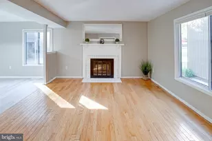 12303 Mulberry Ct, Woodbridge, VA 22192 - Photo 7