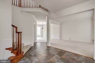 19237 Potomac Crest Dr, Triangle, VA 22172 - Photo 11
