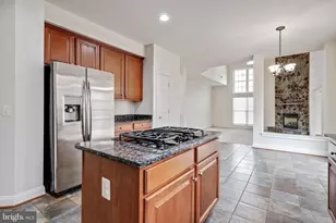 19237 Potomac Crest Dr, Triangle, VA 22172 - Photo 15