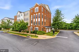 2361 Brookmoor Ln, Woodbridge, VA 22191 - Photo 3