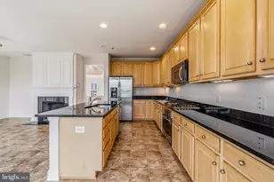 2361 Brookmoor Ln, Woodbridge, VA 22191 - Photo 23