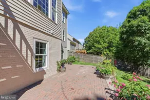 3646 Thomasson Crossing Dr, Triangle, VA 22172 - Photo 57