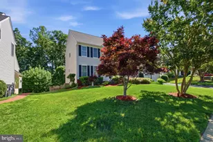 3646 Thomasson Crossing Dr, Triangle, VA 22172 - Photo 3