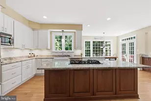 3646 Thomasson Crossing Dr, Triangle, VA 22172 - Photo 17