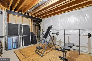 3646 Thomasson Crossing Dr, Triangle, VA 22172 - Photo 55