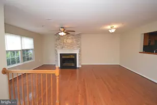 7953 Coachcrest Ct, Manassas, VA 20109 - Photo 5