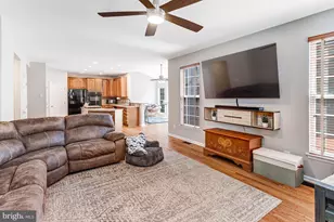 17701 Avenel Ln, Dumfries, VA 22026 - Photo 19