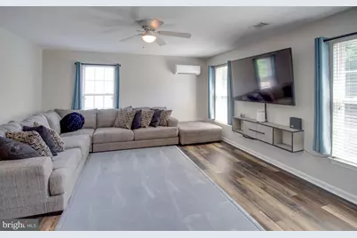 17701 Avenel Lane, Dumfries, VA 22026 - Photo 37