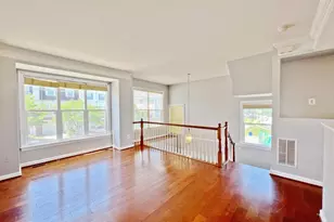 8118 Rainwater Cir, Manassas, VA 20111 - Photo 7