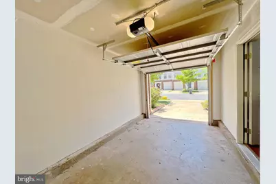 8118 Rainwater Circle, Manassas, VA 20111 - Photo 17