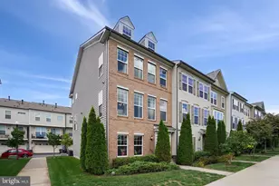 8944 Dahlgren Ridge Rd, Manassas, VA 20111 - Photo 3