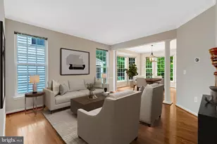 13040 Pilgrims Inn Dr, Woodbridge, VA 22193 - Photo 5