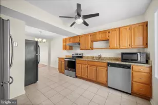 14797 Tamarack Pl, Woodbridge, VA 22191 - Photo 5