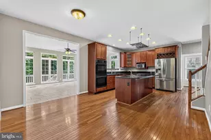 8155 Cancun Ct, Gainesville, VA 20155 - Photo 17