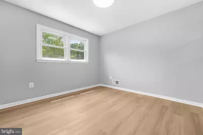 12819 Greenhall Drive, Woodbridge, VA 22192 - Photo 9