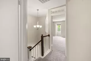 11824 Critton Cir, Woodbridge, VA 22192 - Photo 23