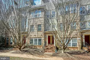 7166 Little Thames Drive, Gainesville, VA 20155 - Photo 1