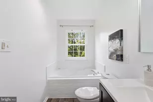 3969 Cressida Pl, Woodbridge, VA 22192 - Photo 15