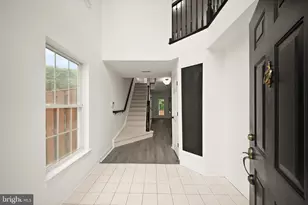 14196 Madrigal Dr, Woodbridge, VA 22193 - Photo 7