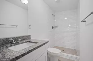 11565 Hill Meade Ln, Woodbridge, VA 22192 - Photo 19