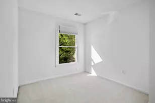 11565 Hill Meade Ln, Woodbridge, VA 22192 - Photo 15