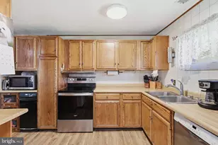 1699 James Madison Hwy, Haymarket, VA 20169 - Photo 15