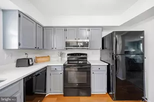 2874 Madeira Ct, Woodbridge, VA 22192 - Photo 7
