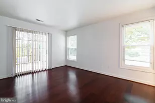 17045 Islip Loop, Dumfries, VA 22026 - Photo 17