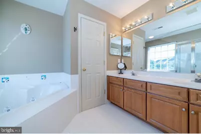14371 Verde Place, Haymarket, VA 20169 - Photo 19