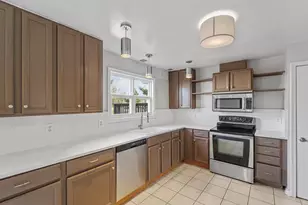 2904 Madeira Ct, Woodbridge, VA 22192 - Photo 11