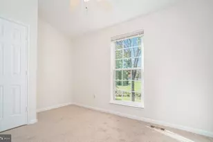 13116 Holly Leaf Ct, Woodbridge, VA 22192 - Photo 21