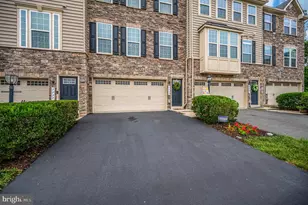 7739 Milton Cir, Gainesville, VA 20155 - Photo 3