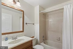 13539 Heritage Farms Dr, Gainesville, VA 20155 - Photo 79