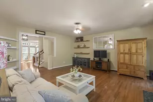 13539 Heritage Farms Dr, Gainesville, VA 20155 - Photo 31