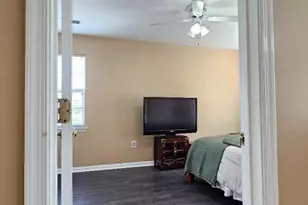 1037 Gardenview Loop, Woodbridge, VA 22191 - Photo 13