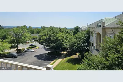 1037 Gardenview Loop #302, Woodbridge, VA 22191 - Photo 11